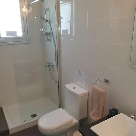 Phaedrus Living: Center Cozy Flat Demetra 102 *